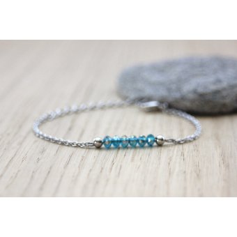 Bracelet en acier perles facettées bleu turquoise