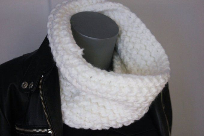 Snood laine blanche oversize 