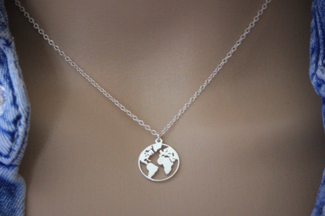 Collier argent massif 925 pendentif carte du monde