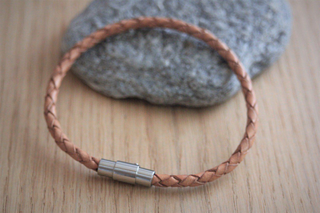Bracelet Homme En Cuir Véritable Marron Clair - Fait Main, Boucle Acier Inoxydable Argenté, Design Classique Et Moderne, Cadeau Idéal