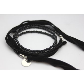 Bracelet NEXUS lacet daim noir et perles noires