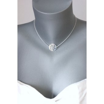 Collier argent massif avec médaille découpe laser