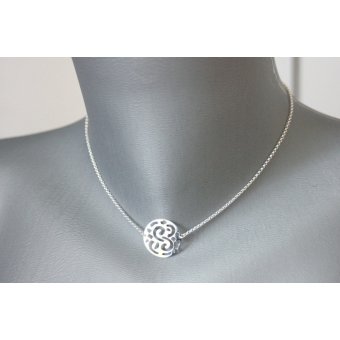 Collier argent massif avec médaille découpe laser