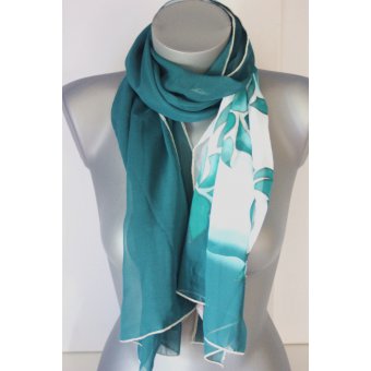 Foulard en mousseline verte et blanche imprimée