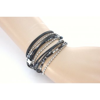 Bracelet Wrap boho multi-rangs cuir noir et acier
