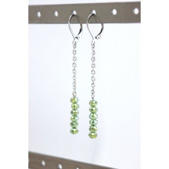 Boucles d'oreilles acier et perles vert olive