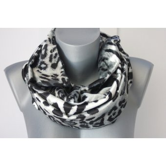 Snood imprimÃ© lÃ©opard by EmmaFashionStyle
