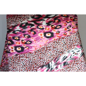 Foulard snood imprimé léopard noir et rose