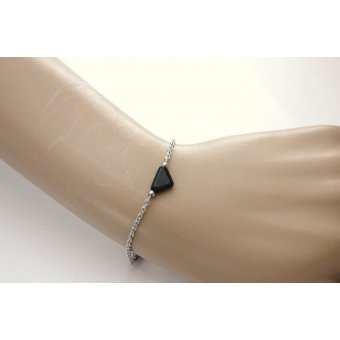 Bracelet ethnique triangle noir by EmmaFashionStyle