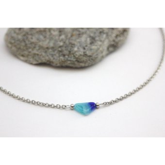 collier ethnique perle triangle bleu