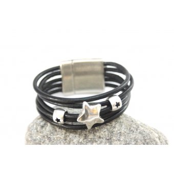 Bracelet manchette en cuir noir étoile argent