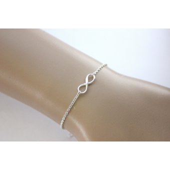 Bracelet infini en argent massif