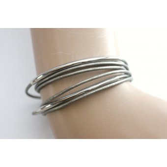 Bracelet wrap en cuir gris et perles tube