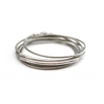 Bracelet cuir gris argent et perles tubes acier 