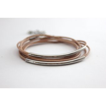 Bracelet cuir marron clair et perles tube acier 