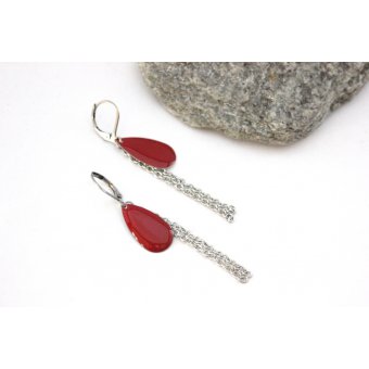 boucles d'oreilles rouge et chainettes