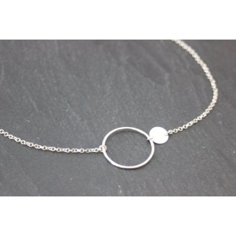 collier minimaliste argent ras du cou