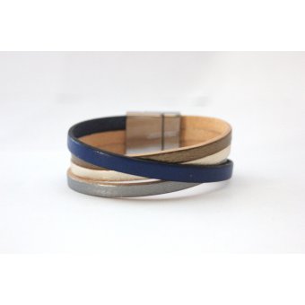 bracelet manchette cuir bleu by EmmaFashionStyle 