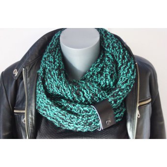 Snood laine fil métallisé noir et vert 