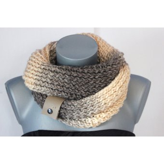 Snood laine beige et taupe avec lacet en cuir 