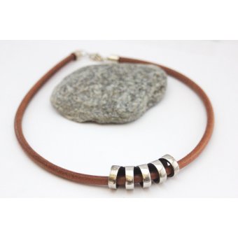 collier cuir marron clair et pendentif argent by EmmaFashionStyle