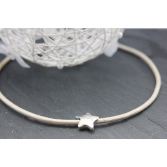 Collier cuir blanc perle Ã©toile en mÃ©tal argentÃ©