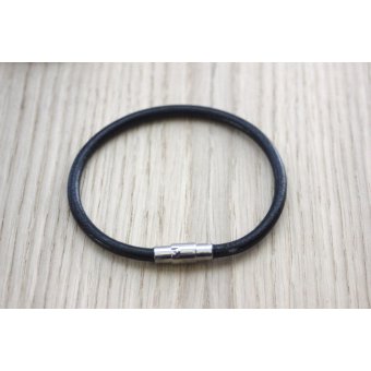 Bracelet en cuir noir lisse fermoir acier