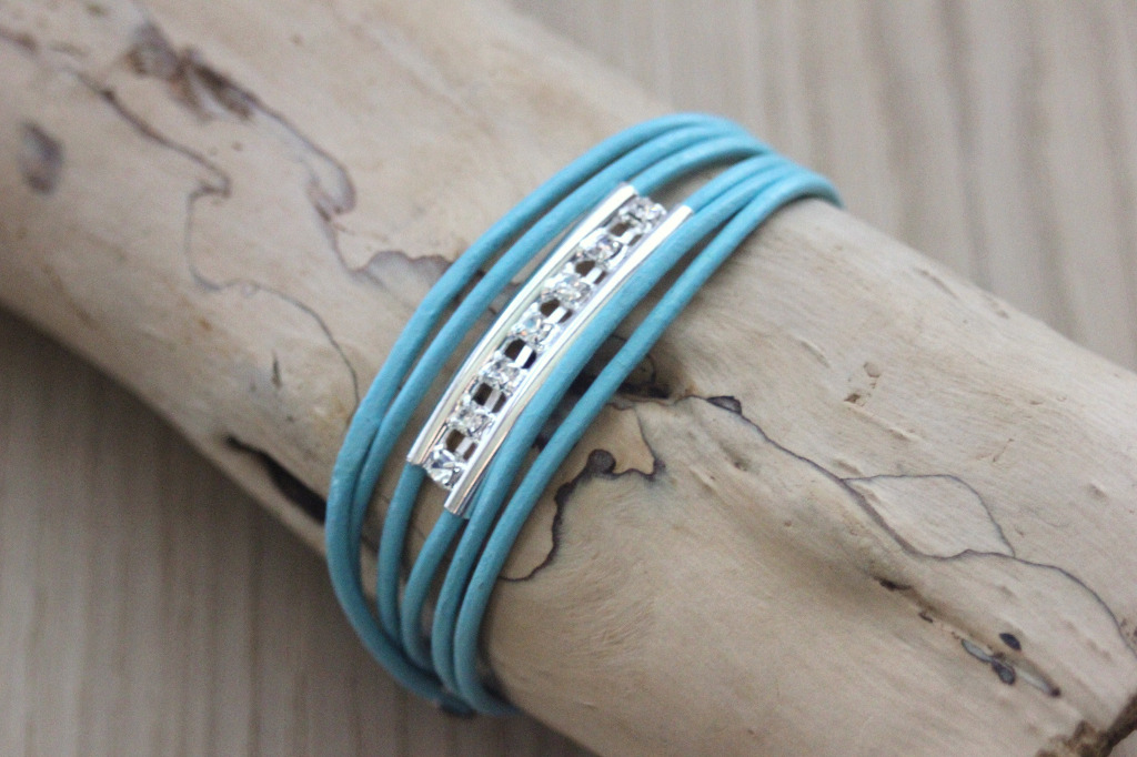 Bracelet cuir turquoise perle tube double & strass