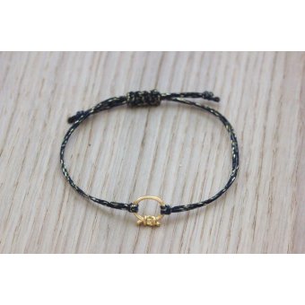 bracelet cordon noir et doré à breloque by EmmaFashionStyle
