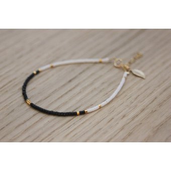 Bracelet plaqué or Gold Filled et perles miyuki noir et blanc