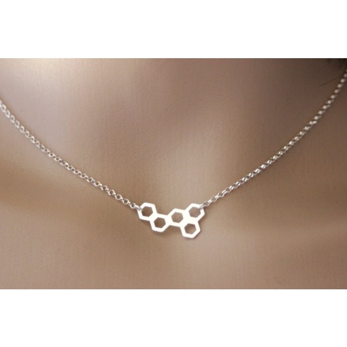 Collier argent massif nid d'abeille