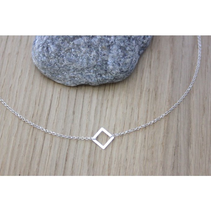 collier pendentif géopmétrique en argent massif