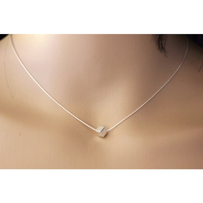 collier minimaliste cube argent massif