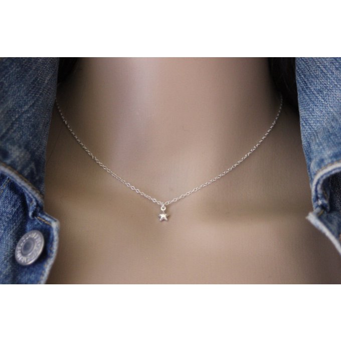 collier fin et minimaliste en argent massif