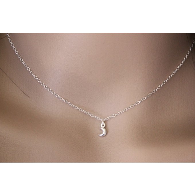 collier fin et minimaliste en argent 