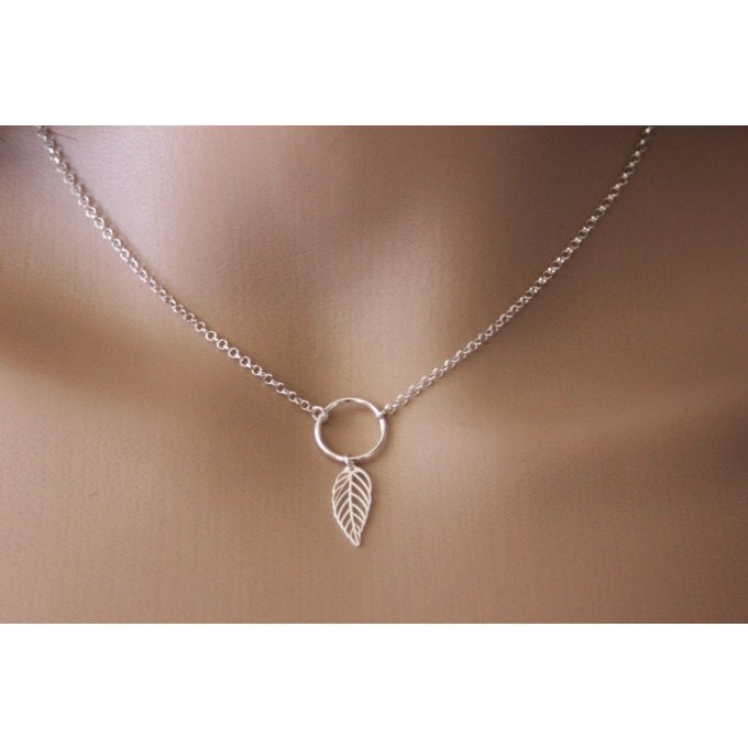 Collier en argent 925 pendentif anneau et plume