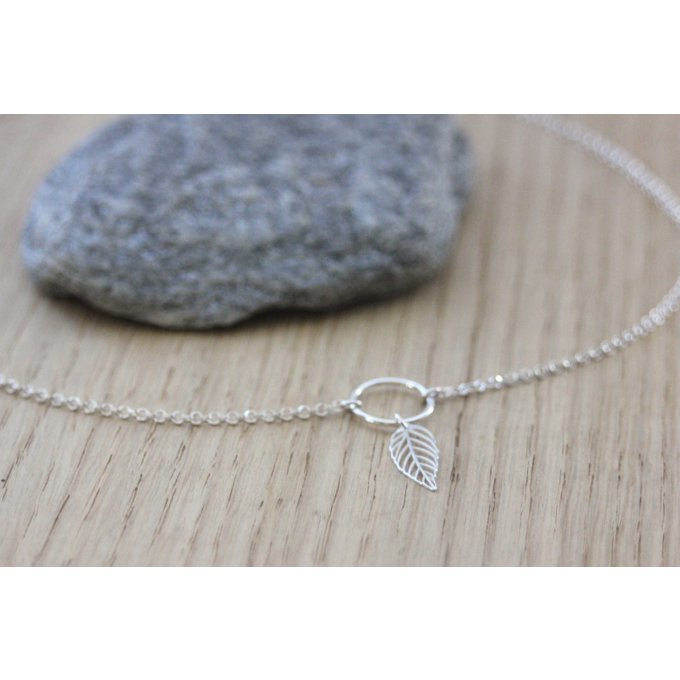 collier minimaliste en argent massif