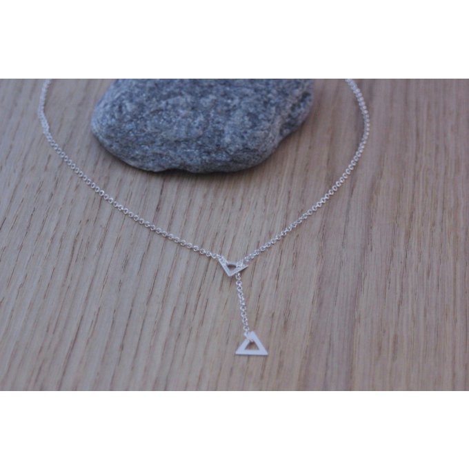 collier triangle en argent massif