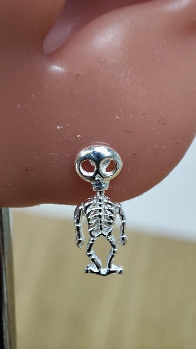 Boucles d'oreilles squelette en argent massif