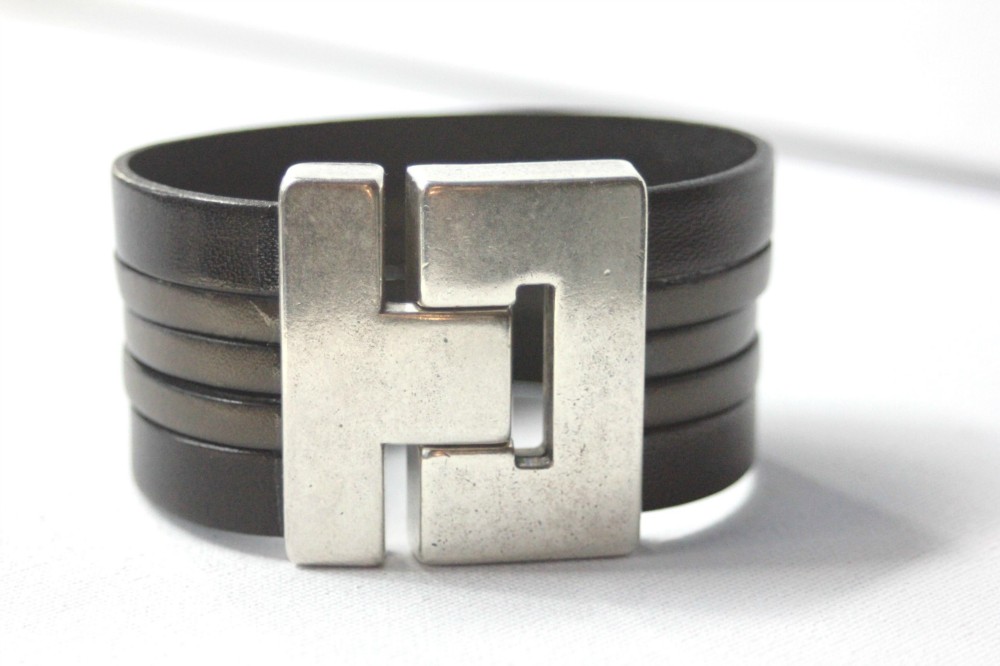 Bracelet manchette en cuir noir et taupe 40mm