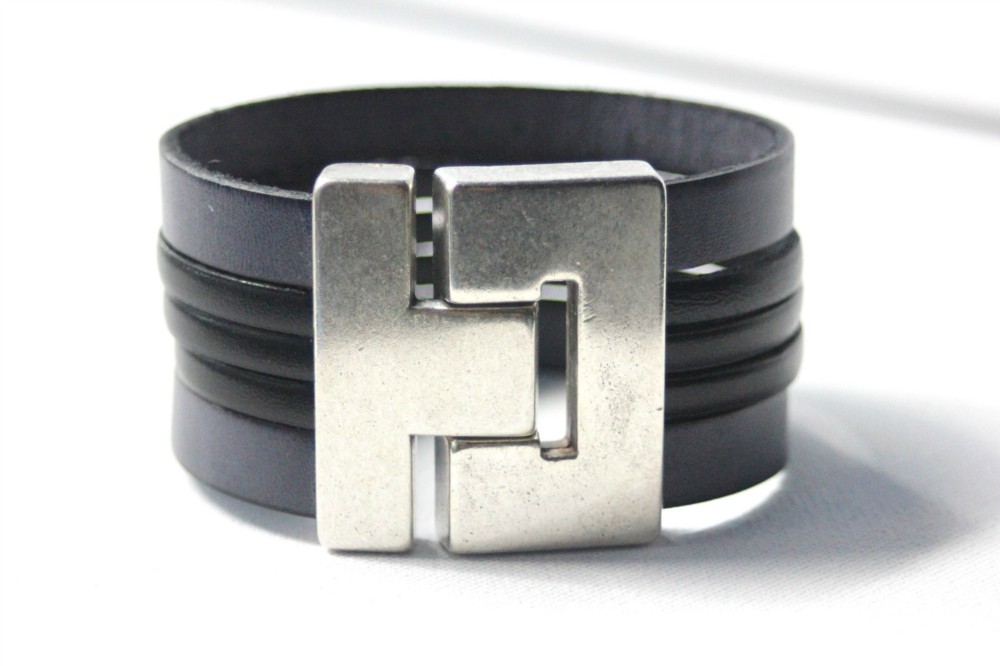 Bracelet manchette en cuir gris et noir 40mm
