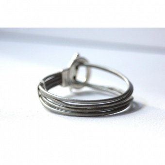 Bracelet cuir 4 cordons gris métallisé toggle