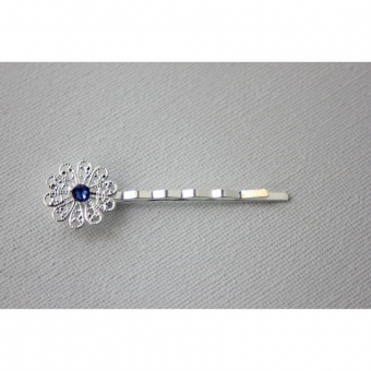 Barrette épingle fleur filigrane et swarovski bleu