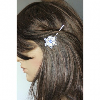 Barrette fleur filigrane étoile et swarovski bleu