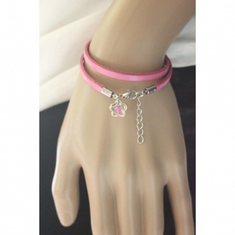 Bracelet en cuir rose et breloque fleur en acier