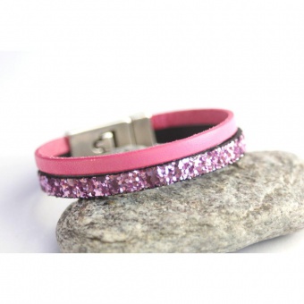 Bracelet cuir et paillettes rose fermoir aimanté