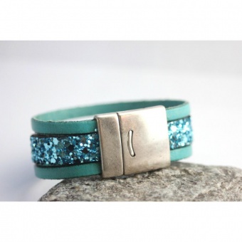 Bracelet manchette en cuir & paillettes turquoise 