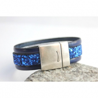 Bracelet manchette en cuir et paillettes bleu roi