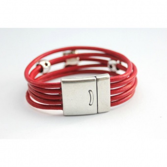 Bracelet manchette cuir rouge étoiles argent