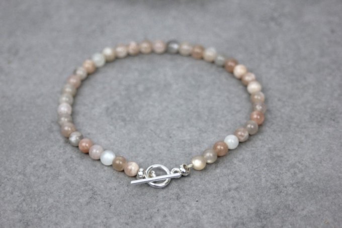 Bracelet pierres de lune multicolores et argent massif